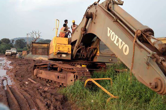Bulldozer or Heavy Machineries